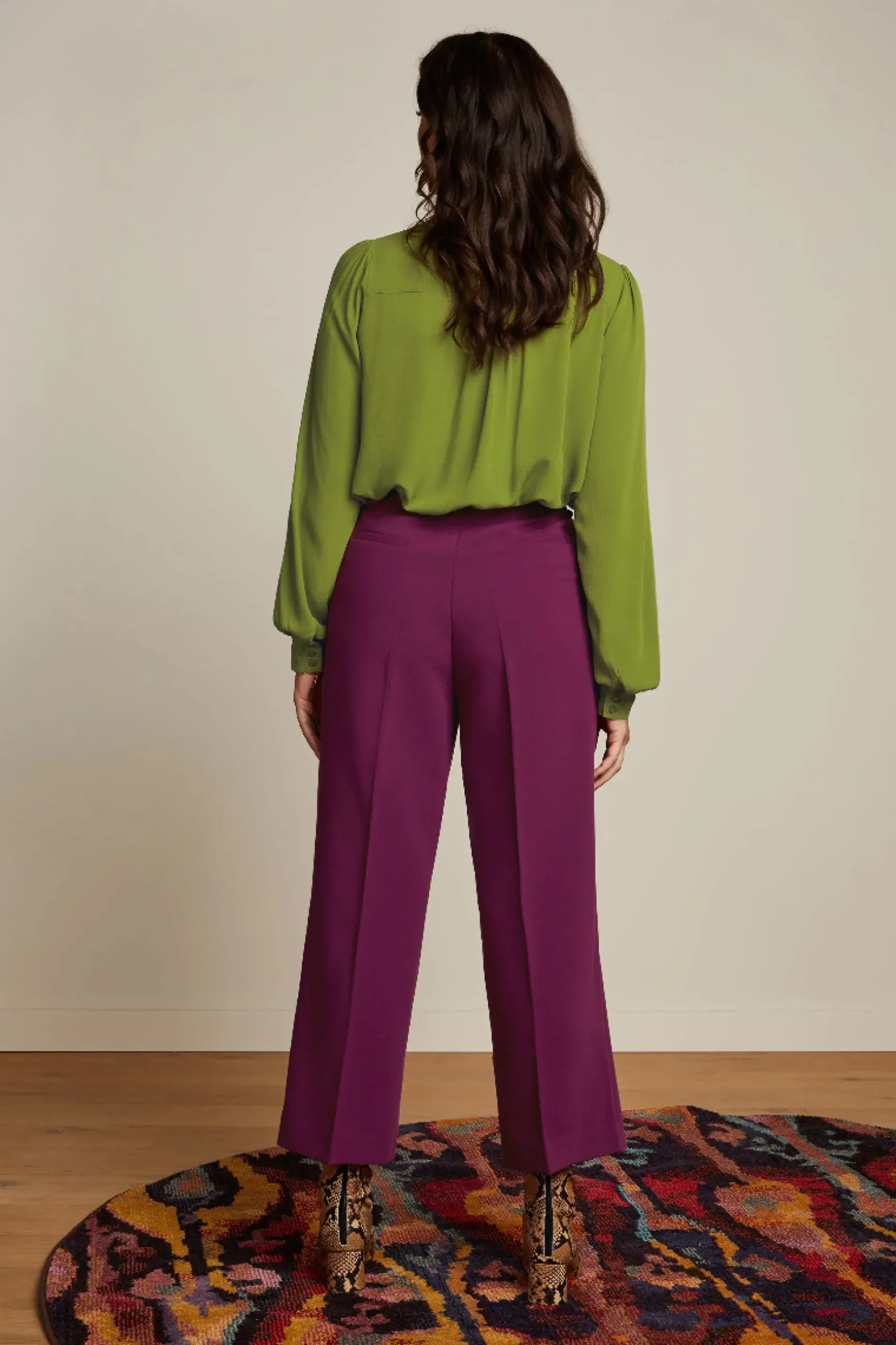 maisie_blouse_lyonne_embroidery_3-1.webp DAMES King Louie Maisie Blouse Lyonne Embroidery